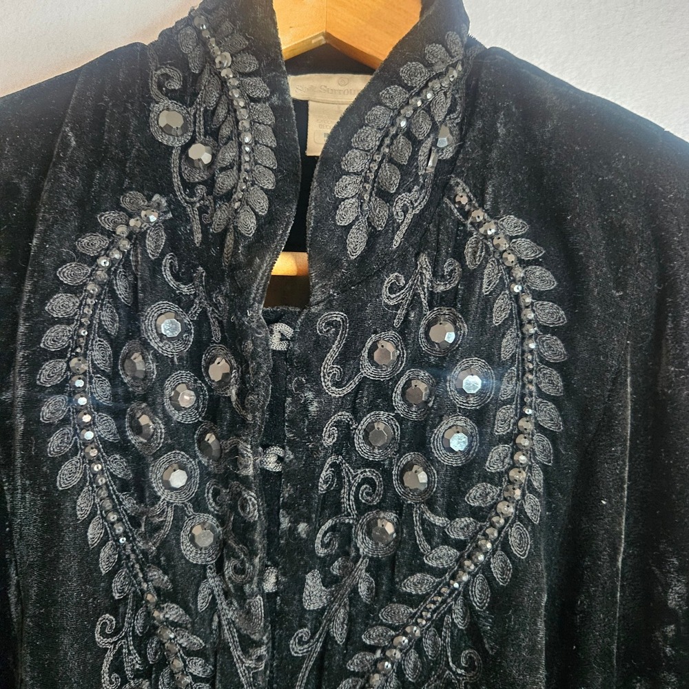Soft Surroundings Black Velvet Embroidered Duster Coat Jacket Gold Lining Large - Picture 2 of 14